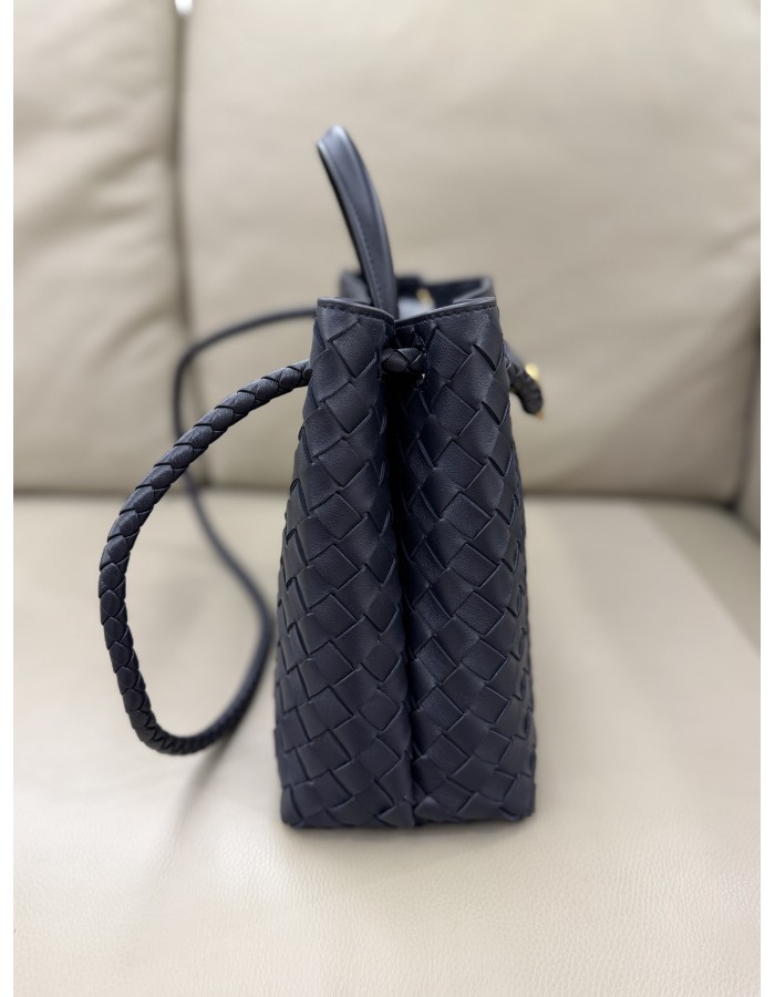 Andiamo BOTTEGA VENETA