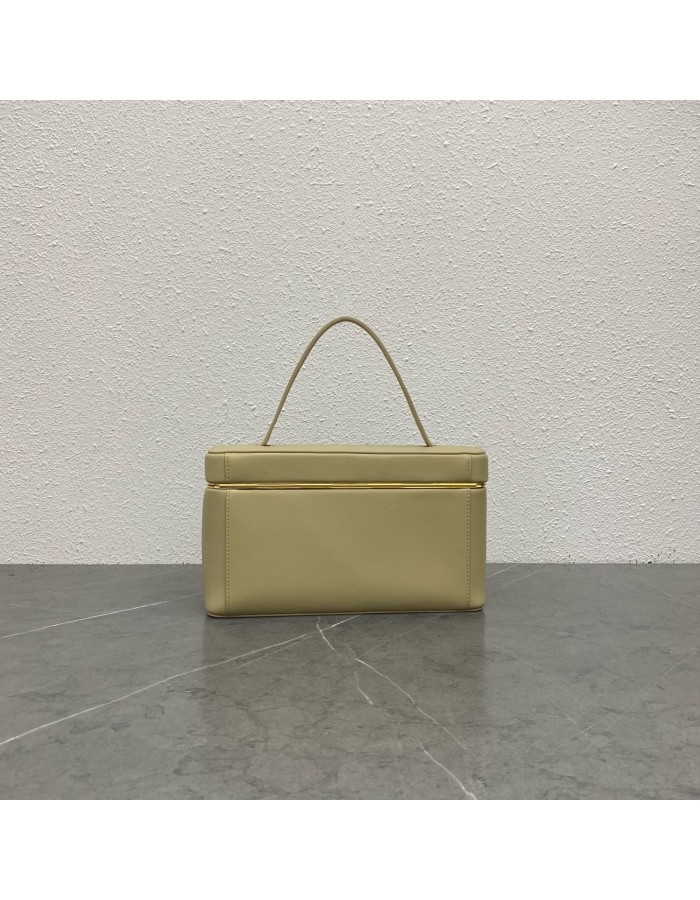 RECTANGLE IN MORBIDA PELLE DI VITELLO CELINE