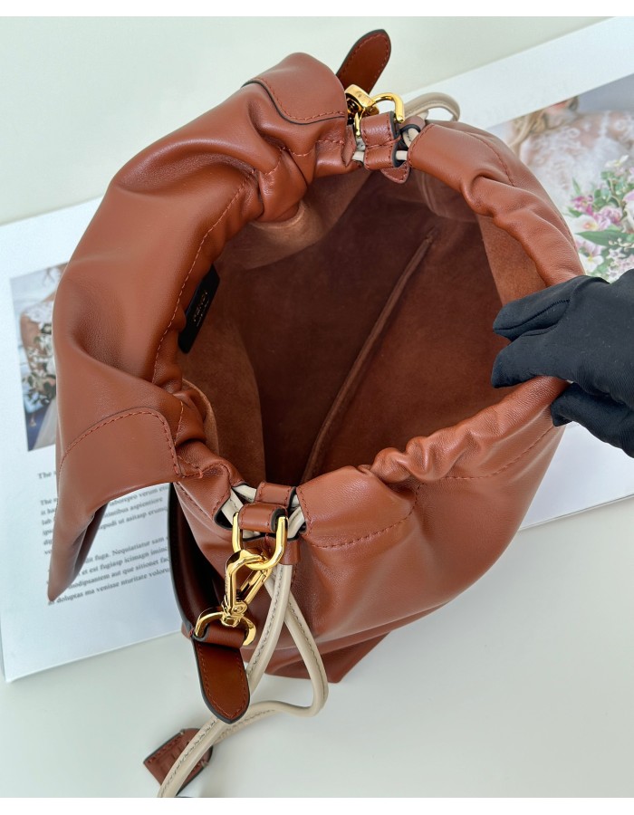 Baguette Soft Medium FENDI
