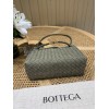 Andiamo BOTTEGA VENETA