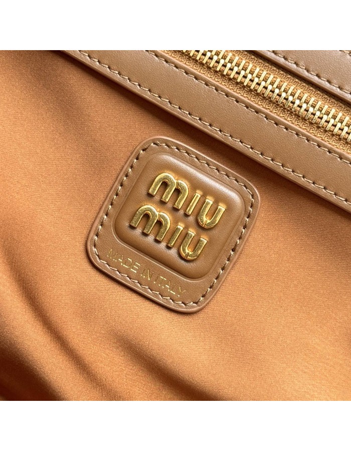Borsa Beau in pelle MIUMIU