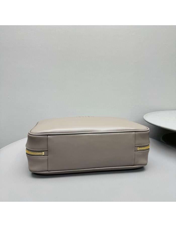 Borsa Beau in pelle MIUMIU