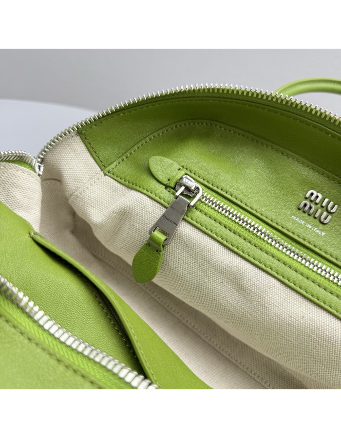Borsa Vivant in nappa MIUMIU