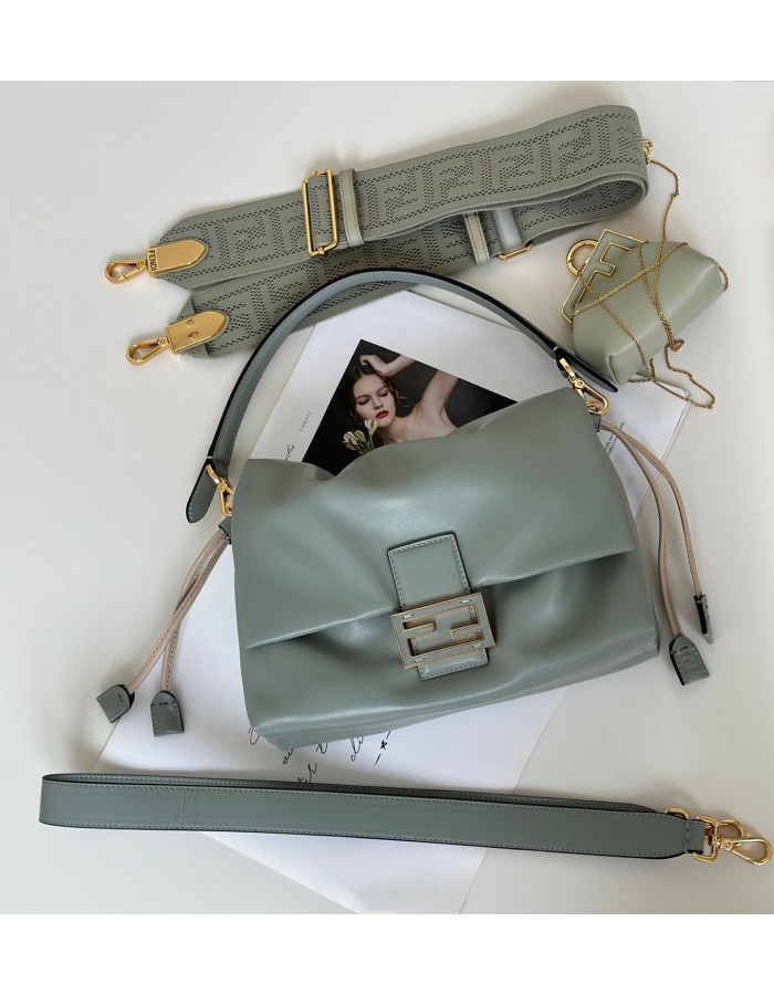 Baguette Soft Medium FENDI