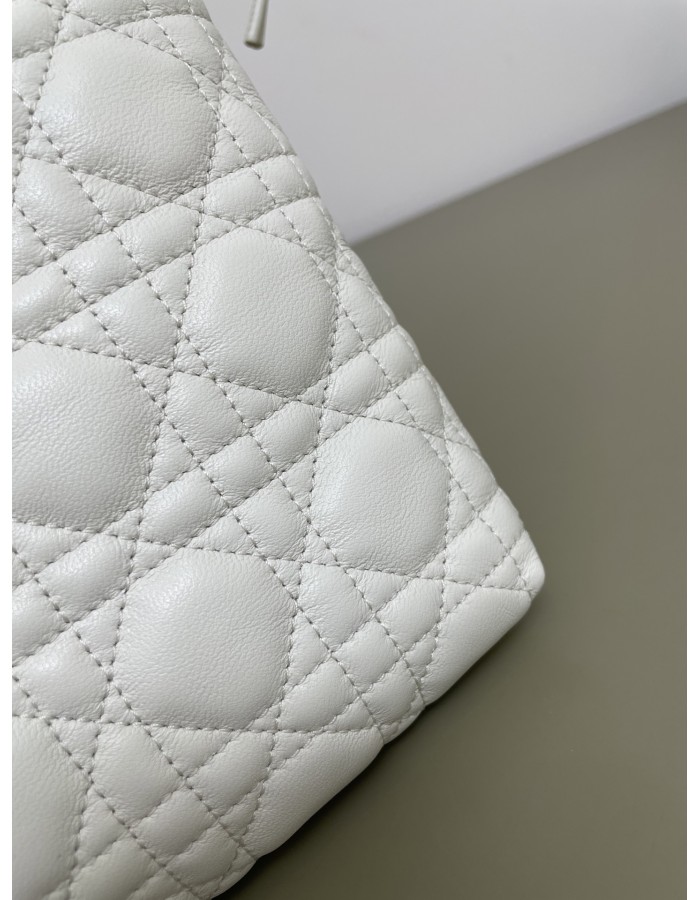 Miniborsa a secchiello Adiorable CHRISTIAN DIOR