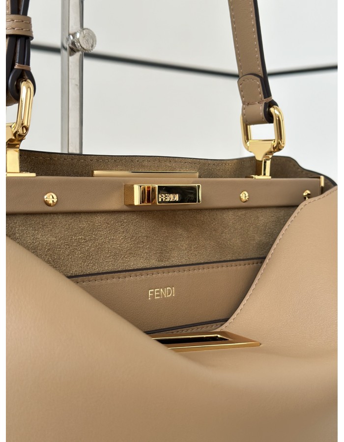 PEEKABOO SOFT MEDIUM FENDI