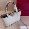 Mini Borsa Shopping Rockstud In Vitello Granato VALENTINO