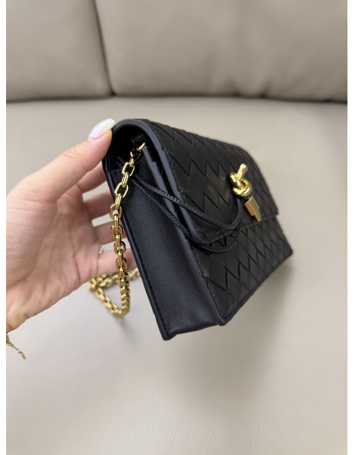 Pochette Andiamo con catena BOTTEGA VENETA