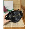 Loop top handle BOTTEGA VENETA