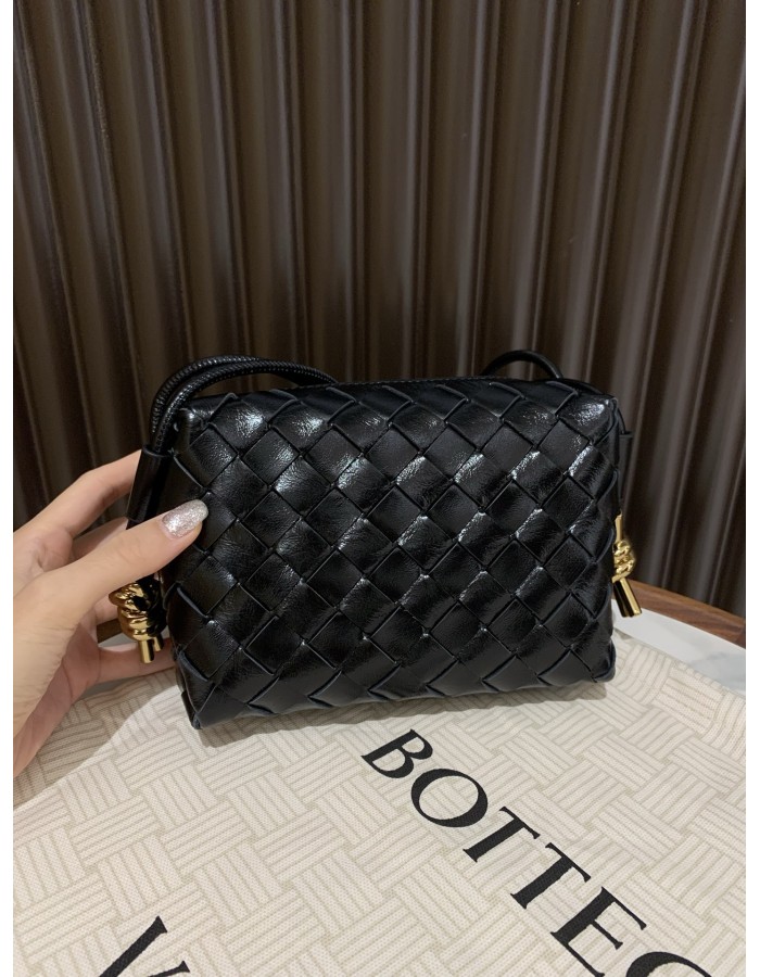 Mini Loop Metal Knot BOTTEGA VENETA