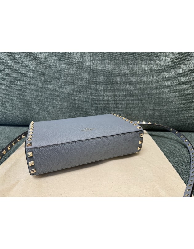Borsa Piccola A Tracolla Rockstud In Vitello Granato VALENTINO