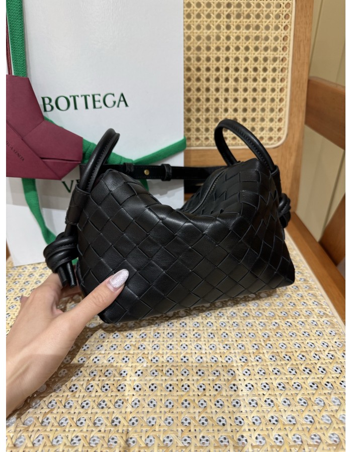 Loop top handle BOTTEGA VENETA