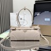 Borsa a mano Prada Bonnie medium in pelle scamosciata PRADA