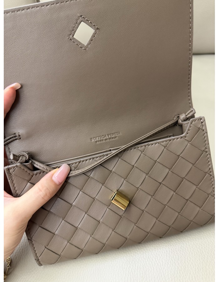 Pochette Andiamo a tracolla BOTTEGA VENETA