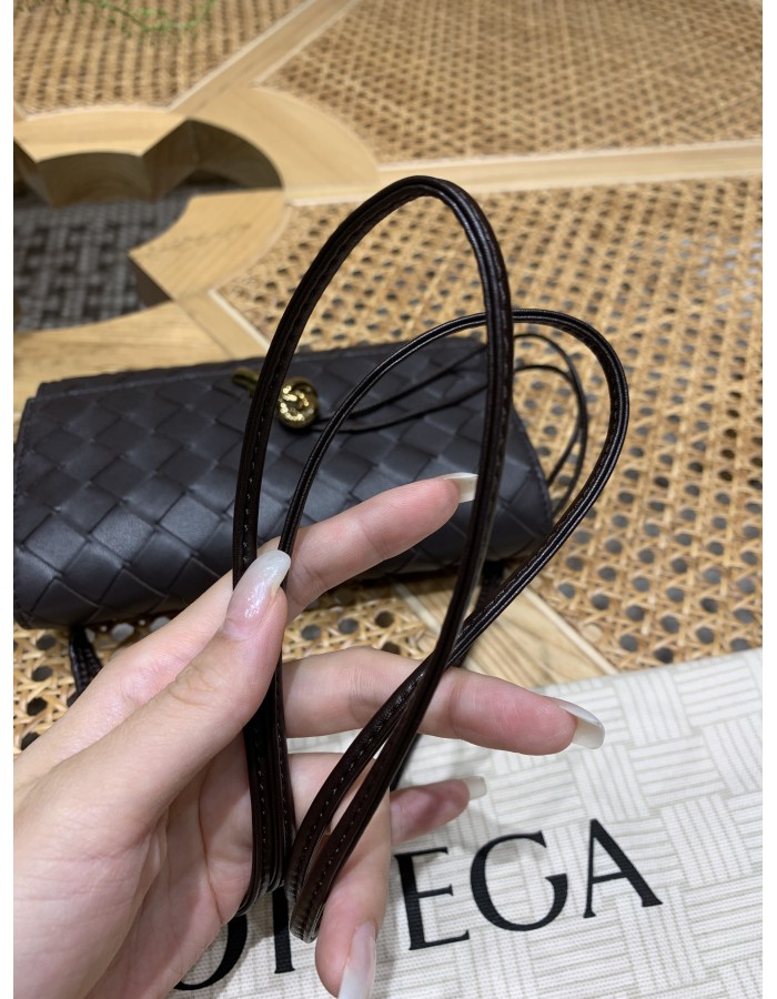 Pochette Andiamo a tracolla BOTTEGA VENETA