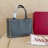 Mini Borsa Shopping Rockstud In Vitello Granato VALENTINO