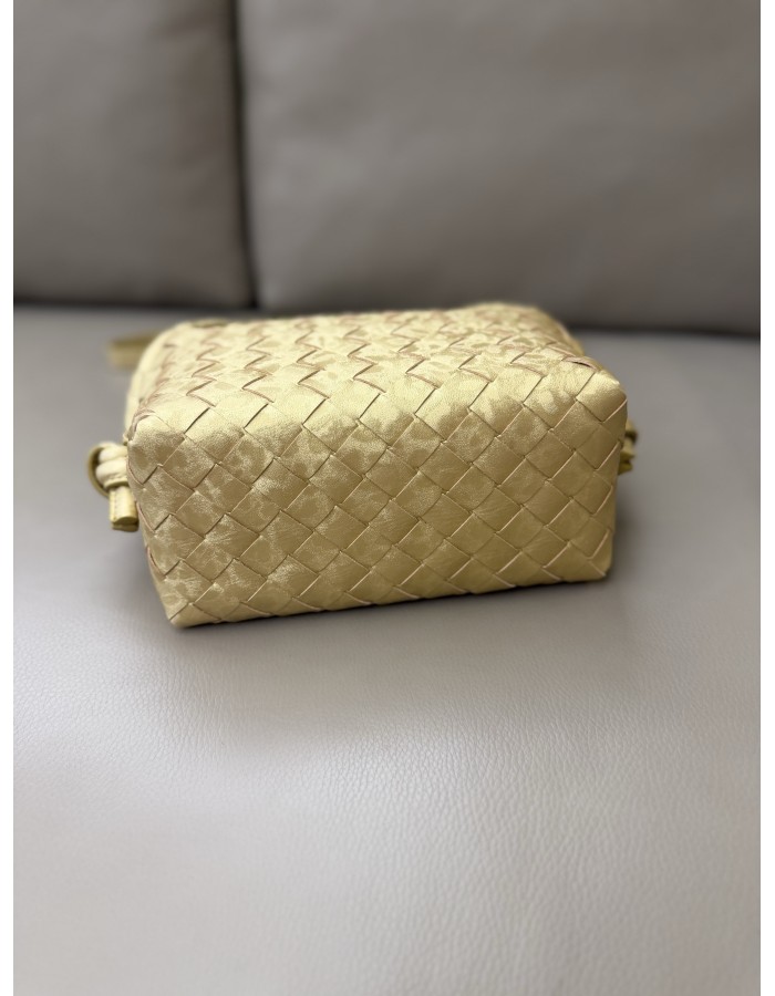 Loop top handle BOTTEGA VENETA