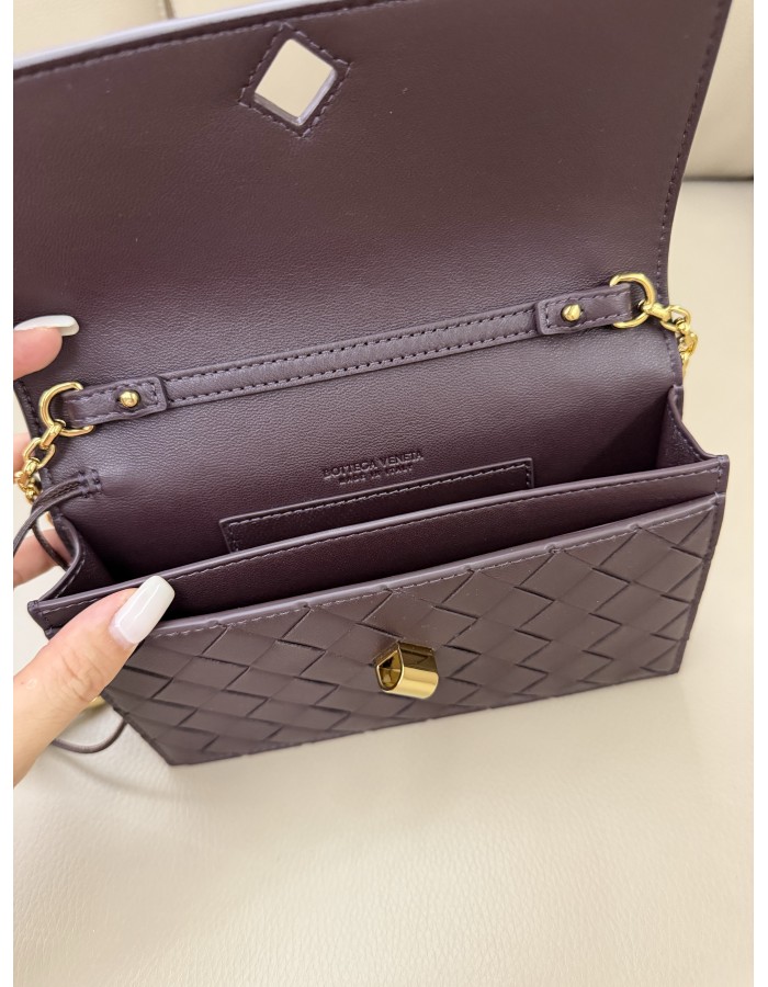 Pochette Andiamo con catena BOTTEGA VENETA