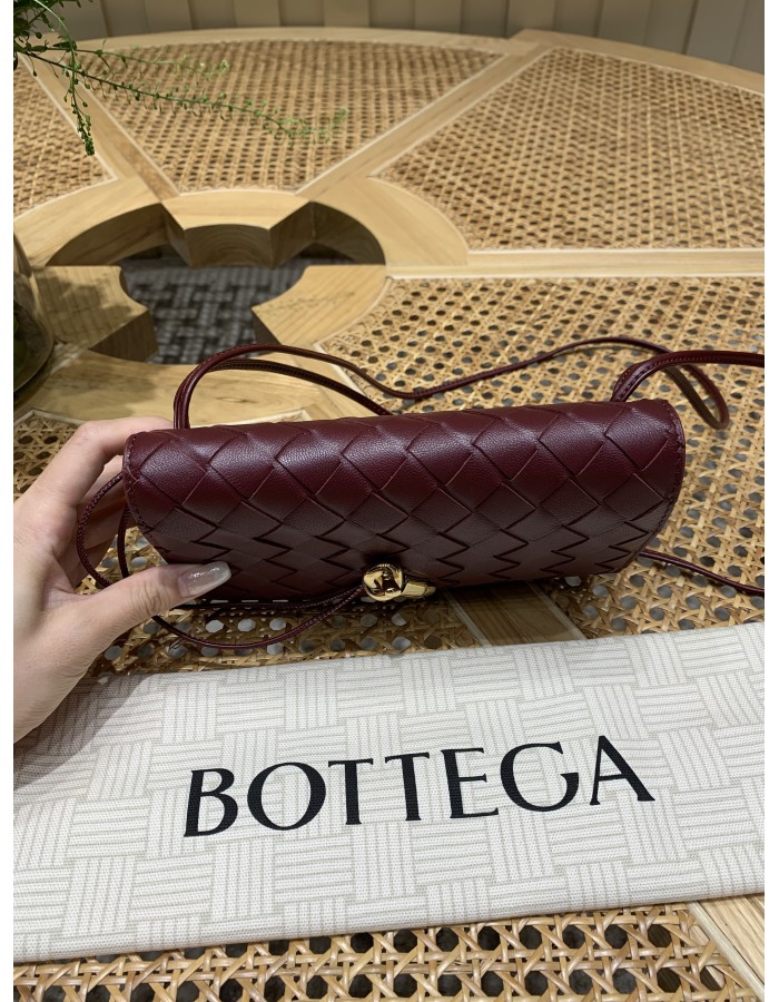 Pochette Andiamo a tracolla BOTTEGA VENETA