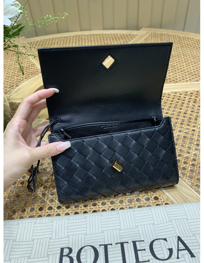 Pochette Andiamo a tracolla BOTTEGA VENETA