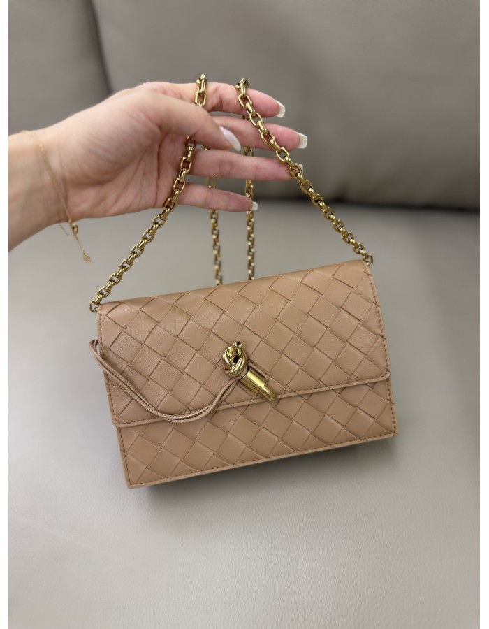 Pochette Andiamo con catena BOTTEGA VENETA