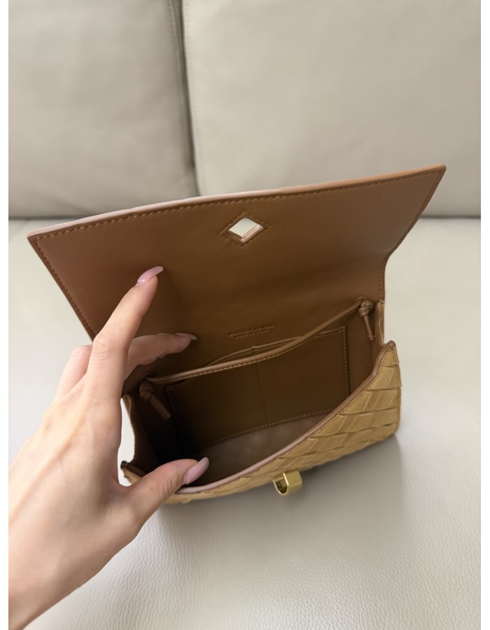 Pochette Andiamo a tracolla BOTTEGA VENETA