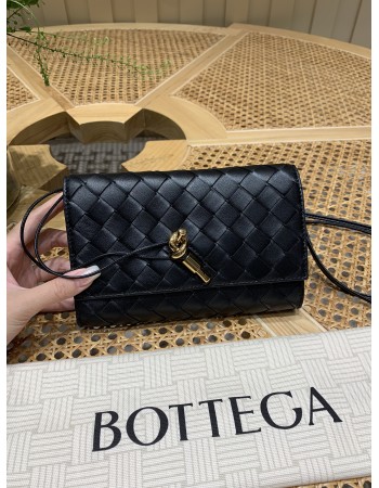 Pochette Andiamo a tracolla BOTTEGA VENETA