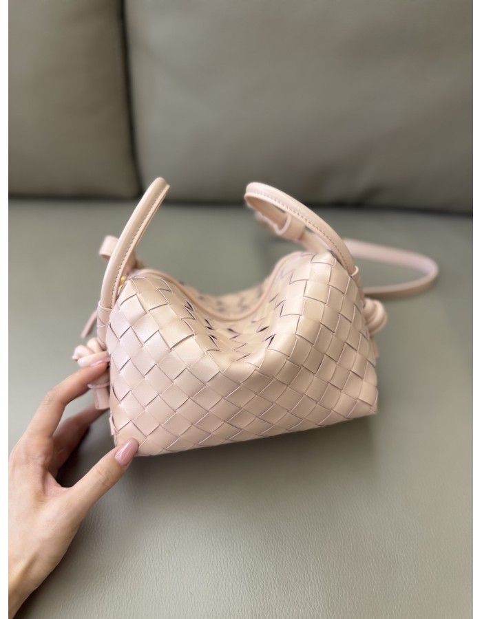 Loop top handle BOTTEGA VENETA