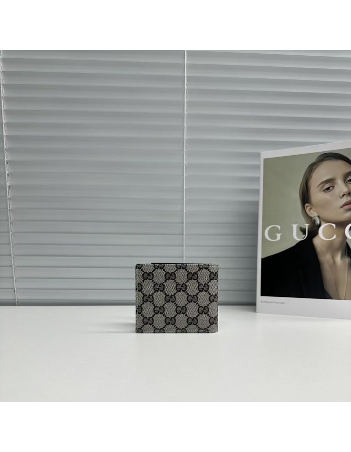 Portafoglio bi-fold Gucci Essence Classic GUCCI