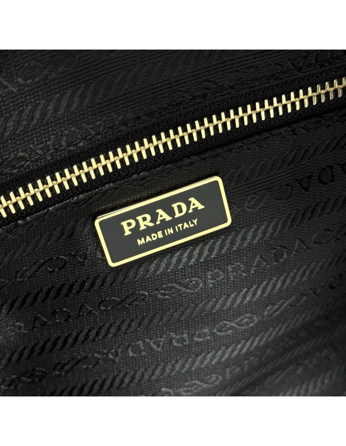 Borsa Prada Explore large in nappa PRADA