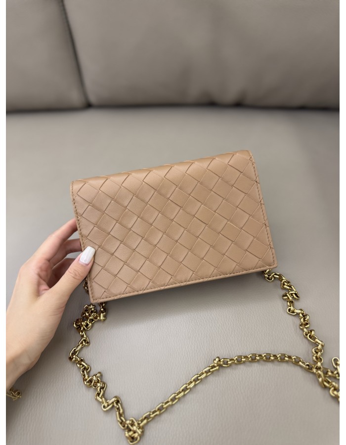 Pochette Andiamo con catena BOTTEGA VENETA