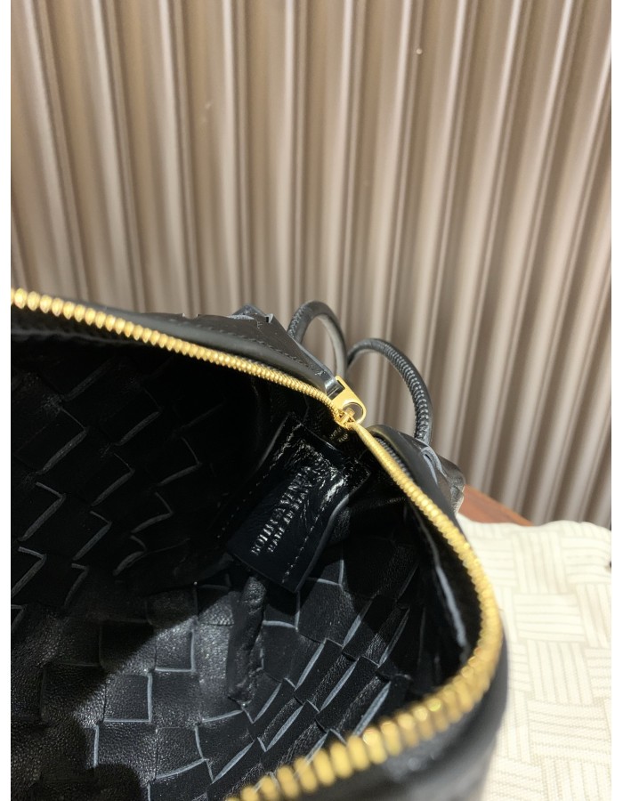 Mini Loop Metal Knot BOTTEGA VENETA