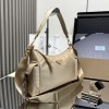 Borsa Prada Explore large in Re-Nylon e pelle PRADA