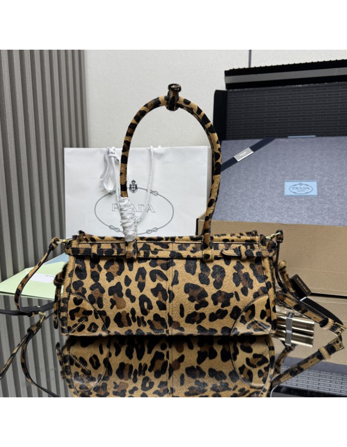 Borsa a mano Prada Bonnie medium in pelle stampata PRADA