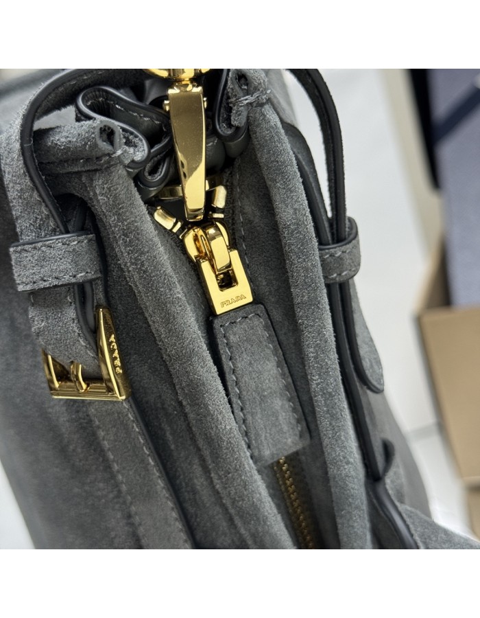 Borsa a mano Prada Bonnie large in pelle scamosciata PRADA