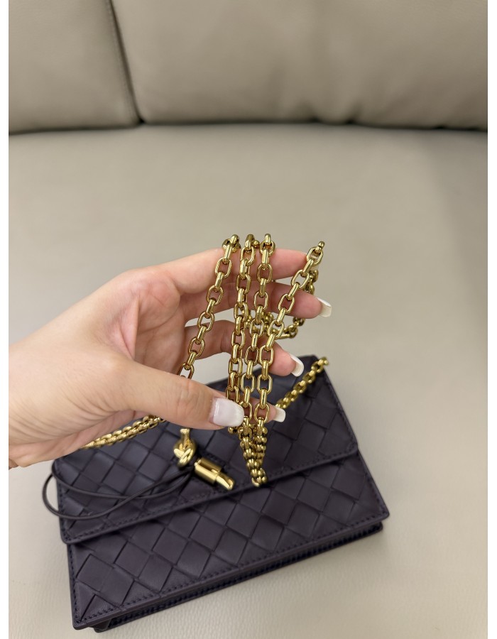 Pochette Andiamo con catena BOTTEGA VENETA