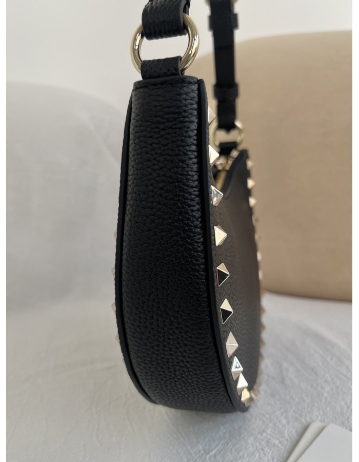 Mini Borsa Hobo Rockstud In Vitello Granato VALENTINO