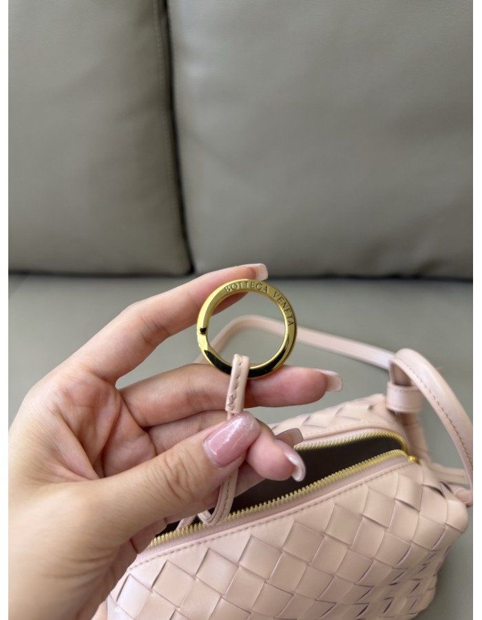 Loop top handle BOTTEGA VENETA