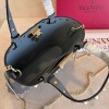 Mini Borsa Shopping Rockstud In Vitello Granato VALENTINO