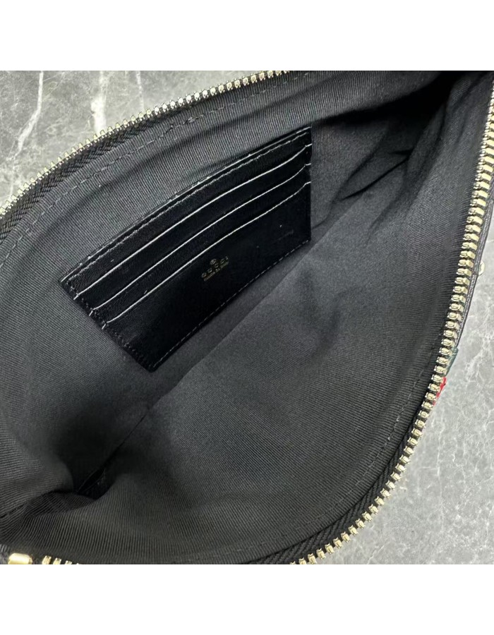 Pouch GG Marmont con cinturino GUCCI