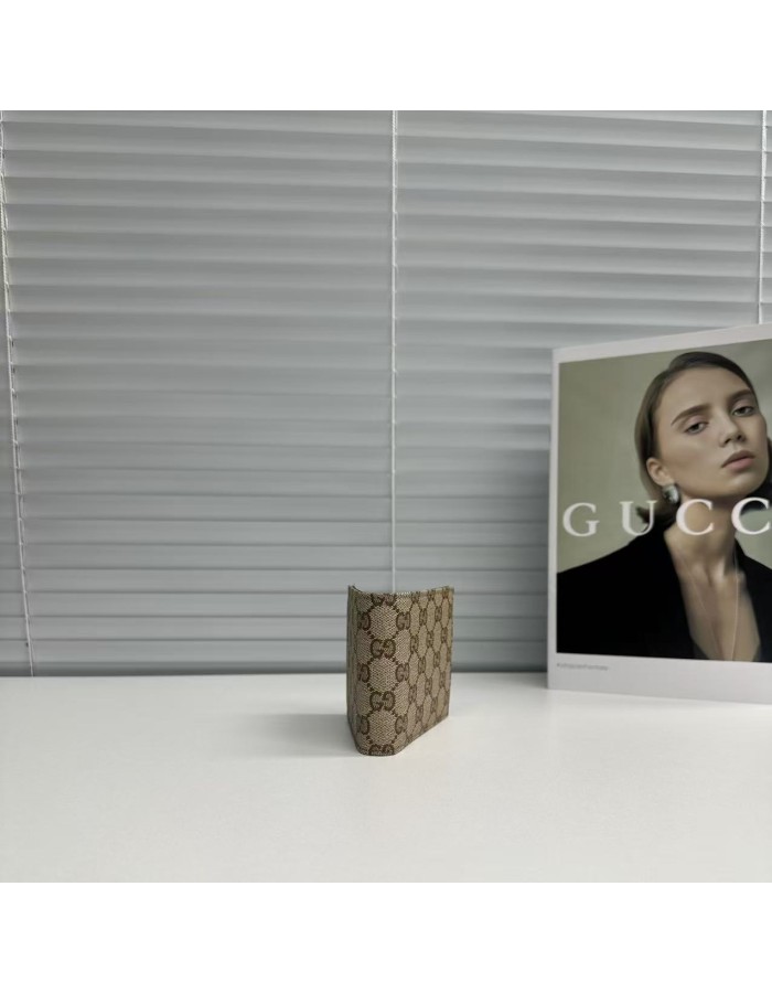 Portafoglio bi-fold Gucci Essence Classic GUCCI