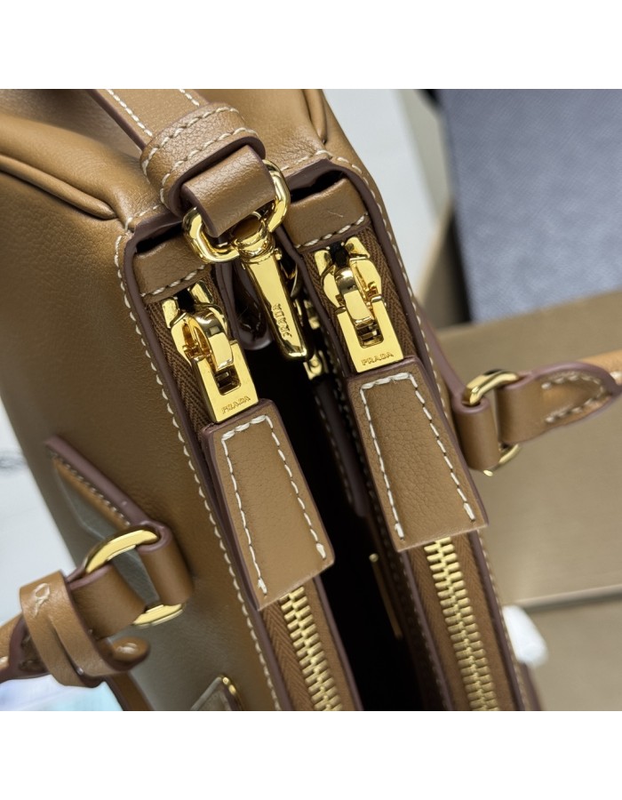 Borsa Prada Galleria medium in Saffiano PRADA