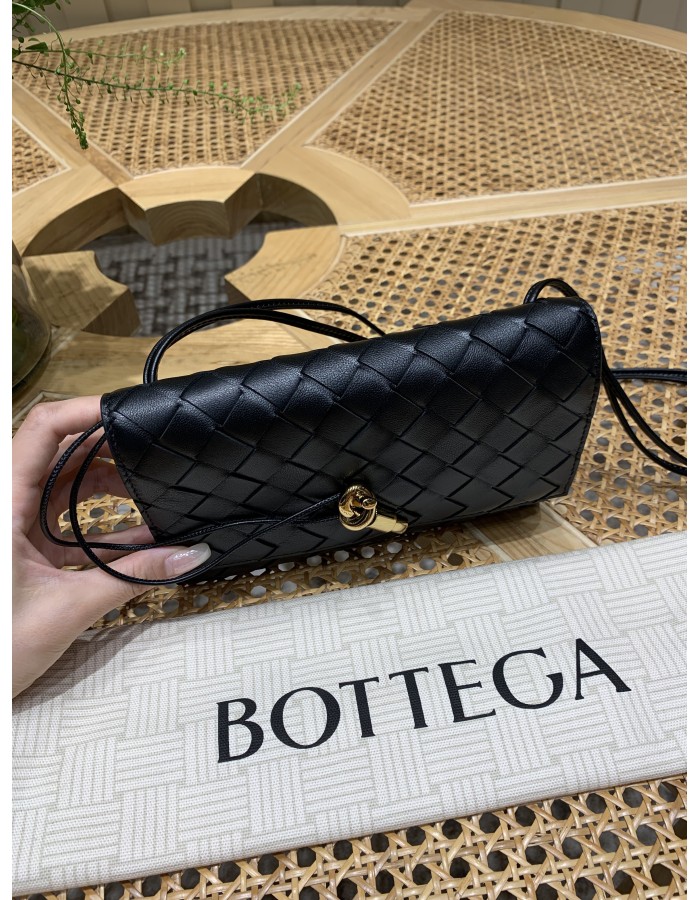 Pochette Andiamo a tracolla BOTTEGA VENETA