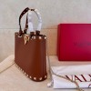 Mini Borsa Shopping Rockstud In Vitello Granato VALENTINO