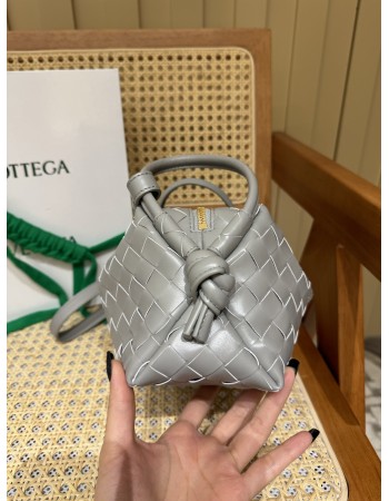 Loop top handle BOTTEGA VENETA