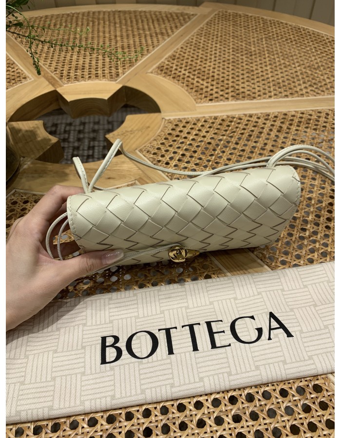 Pochette Andiamo a tracolla BOTTEGA VENETA