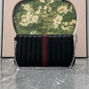 Pouch GG Marmont con cinturino GUCCI