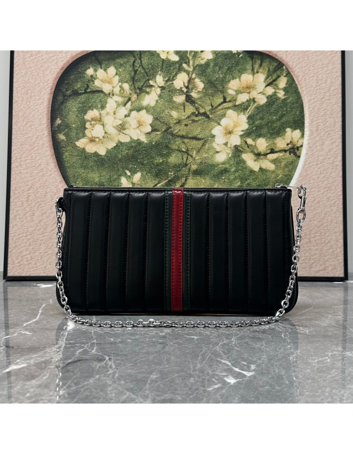Pouch GG Marmont con cinturino GUCCI