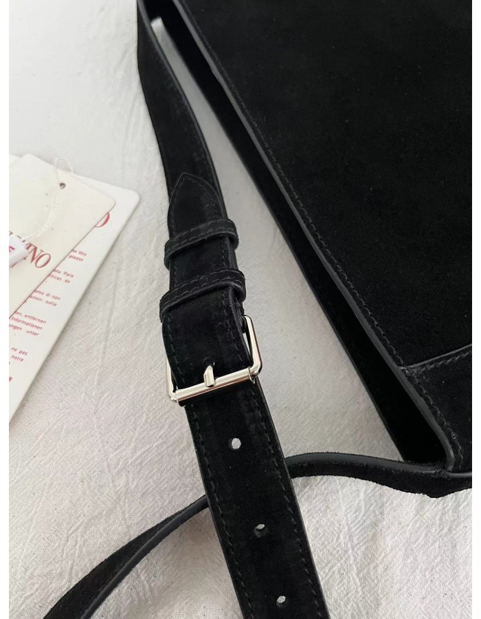 Borsa A Spalla Nellcôte In Suede Con Frange VALENTINO