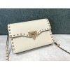 Borsa Piccola A Tracolla Rockstud In Vitello Granato VALENTINO